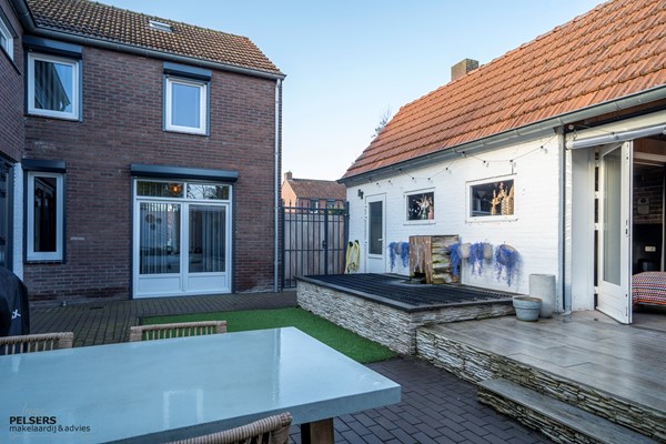 Medium property photo - Prinses Margrietlaan 4, 5953 CA Reuver